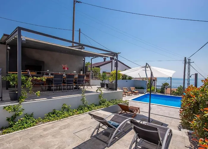 Rhapsody ヴィラ Hreljin